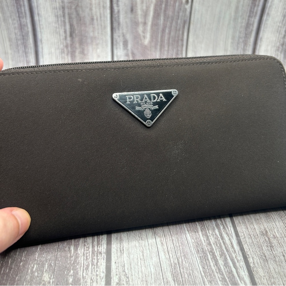 PRADA Tessuto Nylon & Saffiano Leather Zip Long Wallet Chocolate Brown - Picture 12 of 14